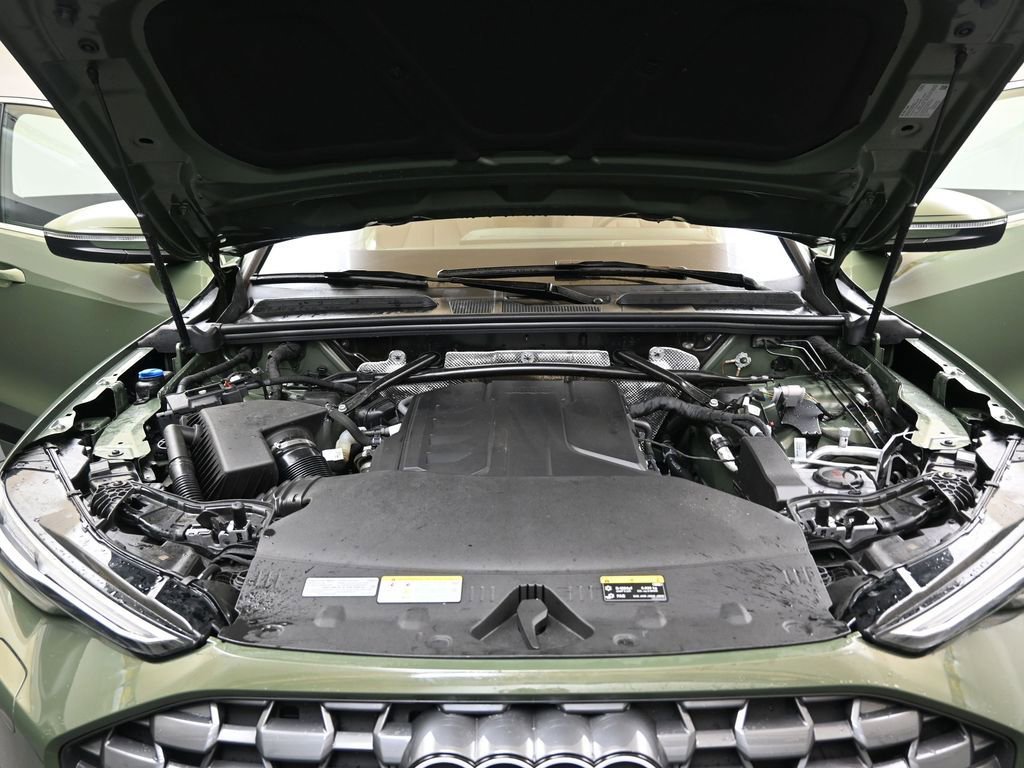 Certified 2025 Audi Q5 Premium Plus w/ Premium Plus image 9