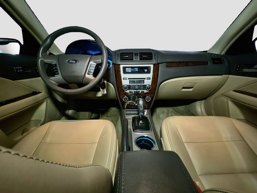 Used 2010 Ford Fusion SEL FWD image 9