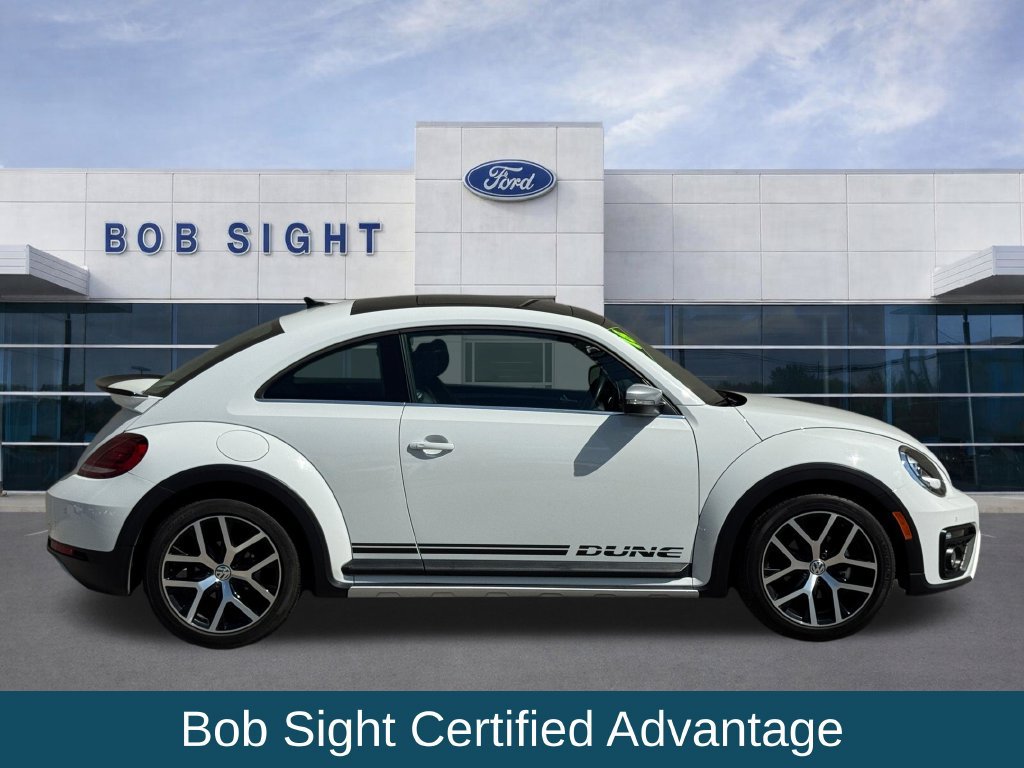 Used 2018 Volkswagen Beetle 2.0T Dune FWD image 3