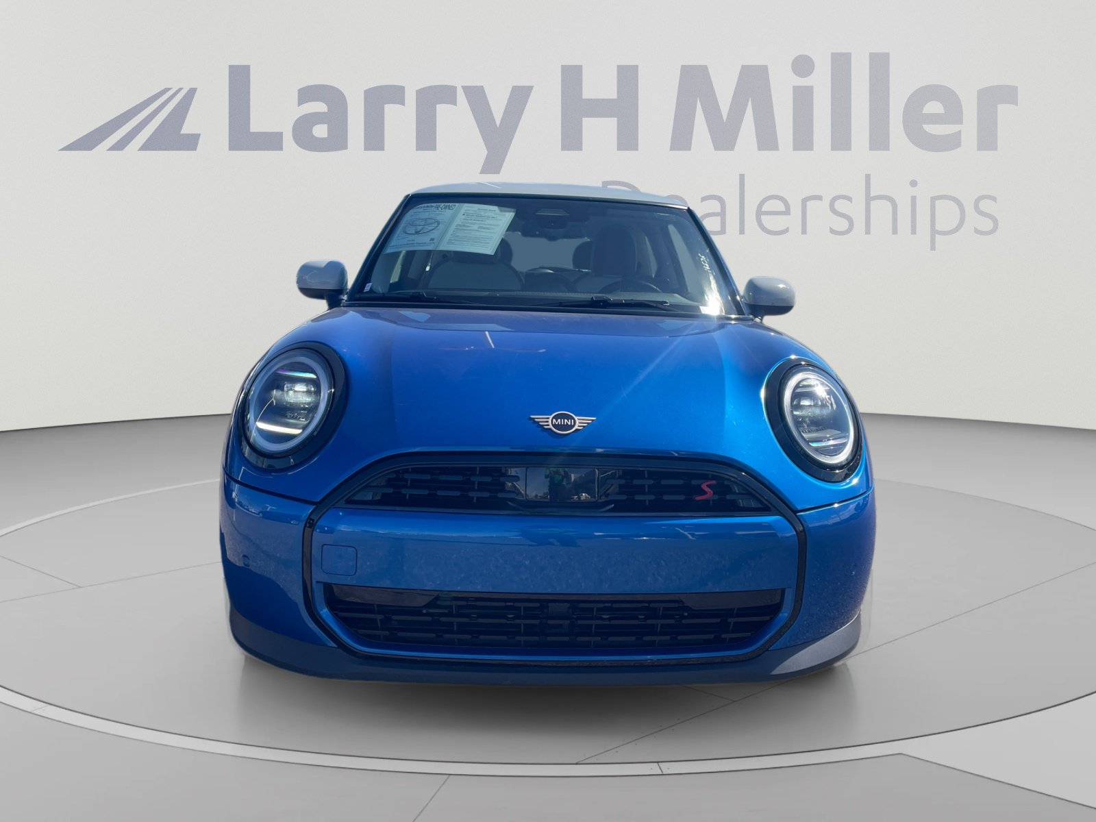 Used 2025 MINI Cooper S FWD image 8