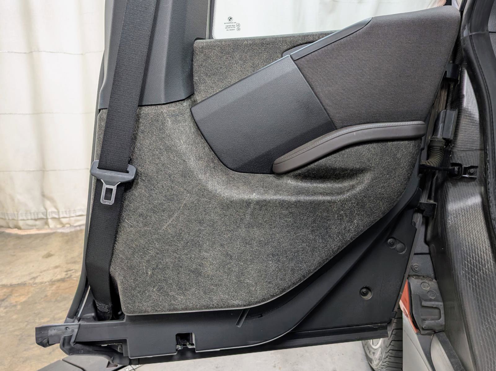 Used 2014 BMW i3 w/ Range Extender RWD image 19