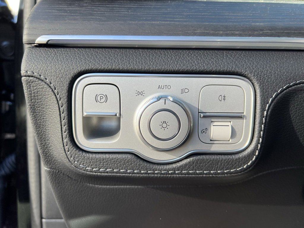 New 2026 Mercedes-Benz GLE 580 4MATIC image 14