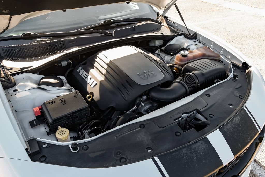 Used 2015 Dodge Charger R/T w/ Plus Group RWD image 57