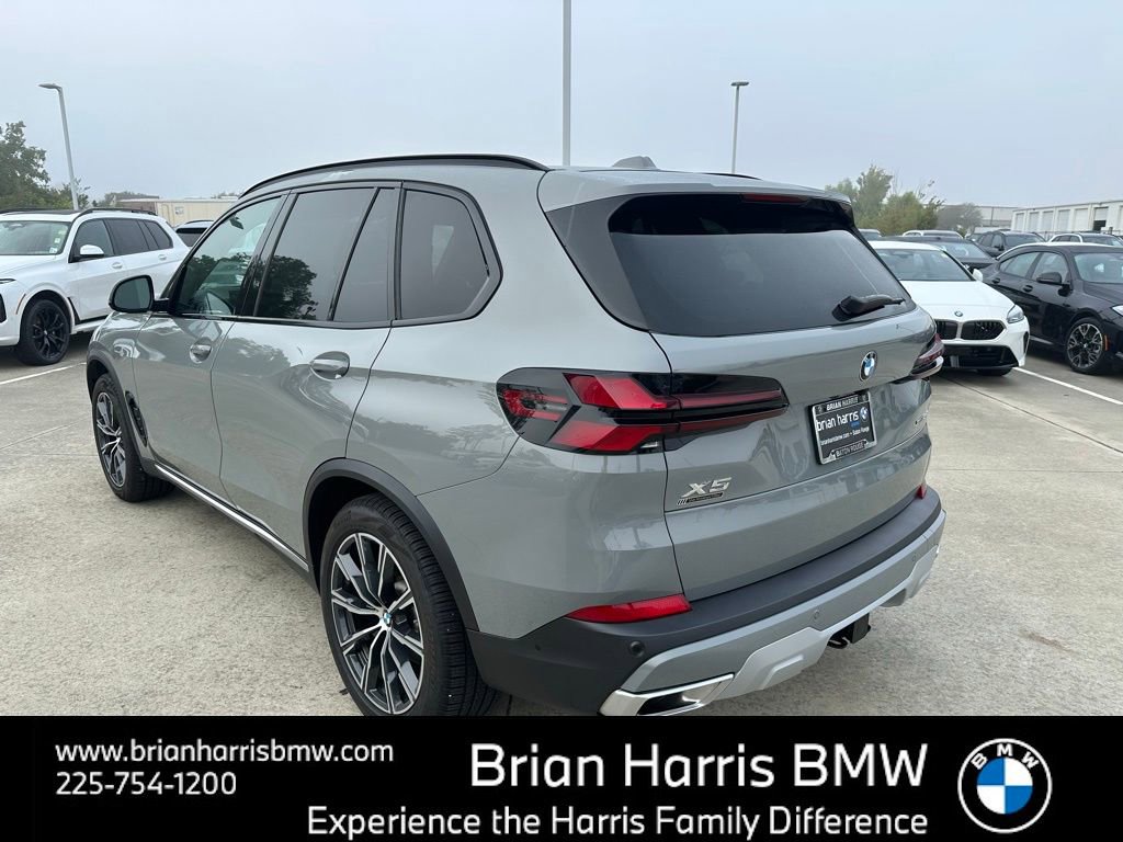 Certified 2025 BMW X5 xDrive40i w/ Parking Assistance Package image 16