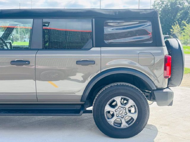 Used 2025 Ford Bronco Big Bend AWD/4WD image 16