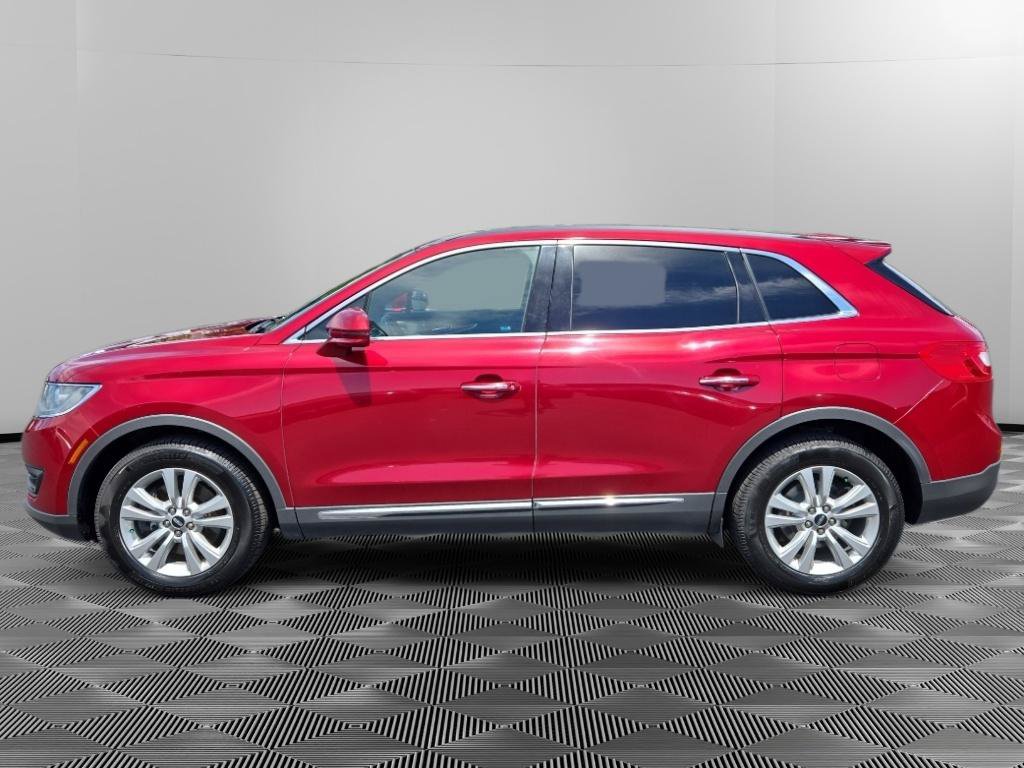 Used 2018 Lincoln MKX Select w/ Select Plus Package AWD/4WD image 4