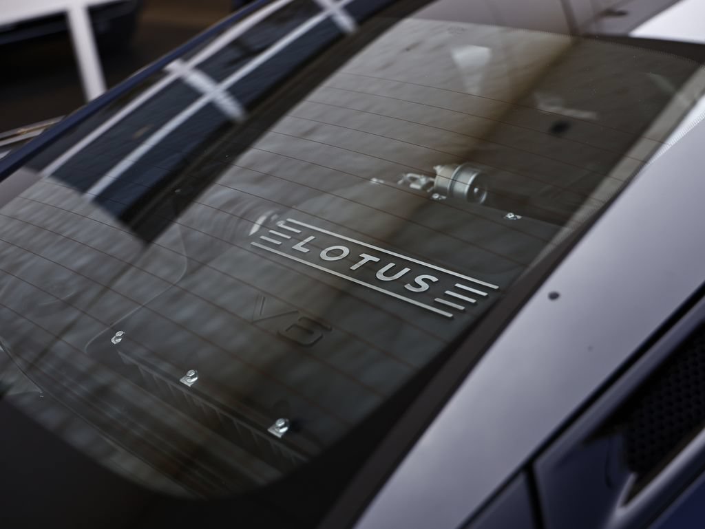 Used 2025 Lotus Emira RWD image 21