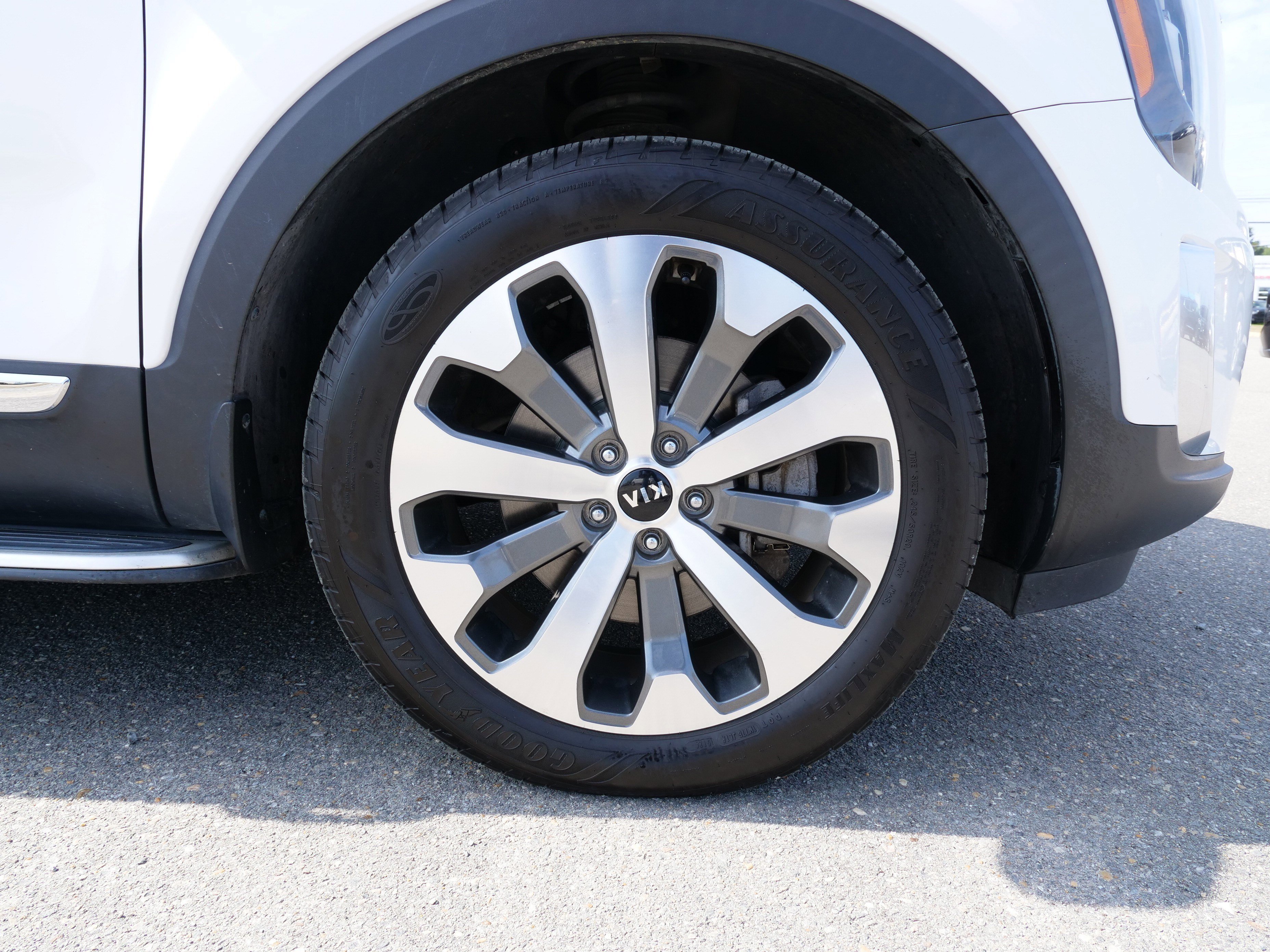 Used 2021 Kia Telluride EX w/ EX Premium Package image 10