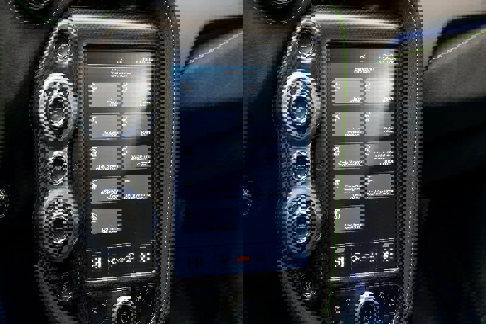 Used 2023 McLaren 720S Performance image 15