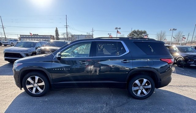 Used 2020 Chevrolet Traverse LT w/ LT Premium Package image 8
