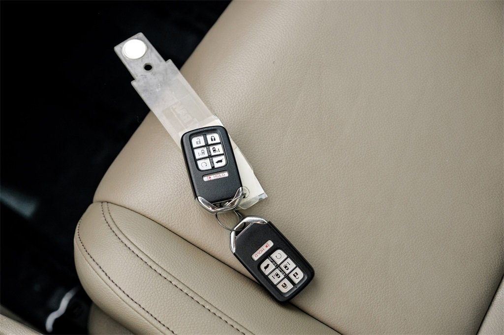Used 2023 Honda Odyssey Touring image 61