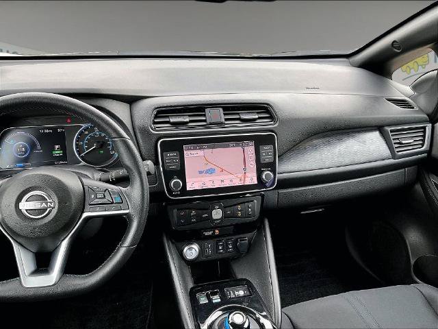 Certified 2025 Nissan Leaf SV Plus FWD image 18