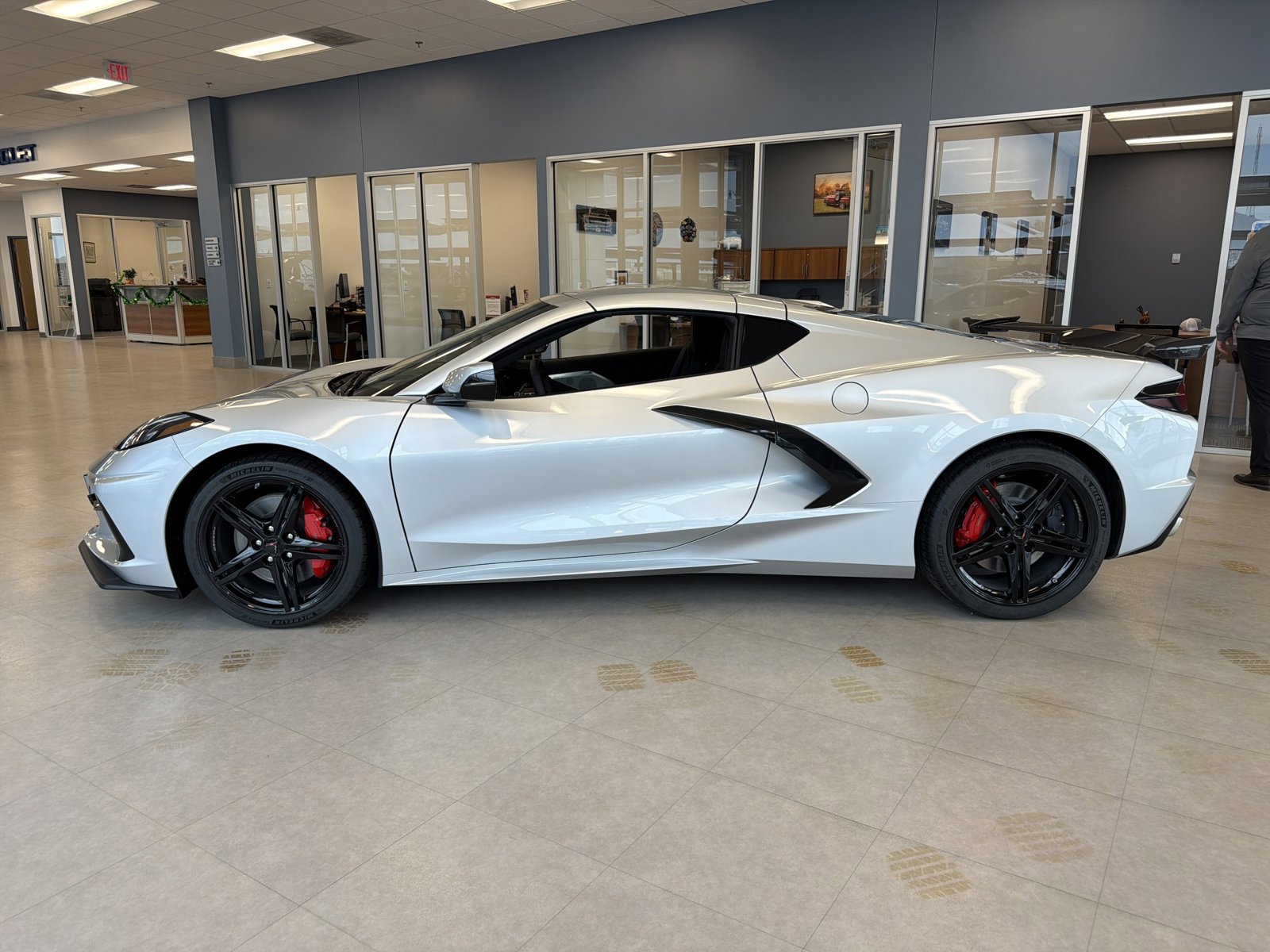New 2026 Chevrolet Corvette Stingray Premium Cpe w/ Z51 Performance Package RWD image 2