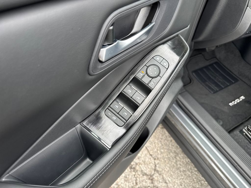 New 2026 Nissan Rogue SV w/ Cold Weather Package image 12