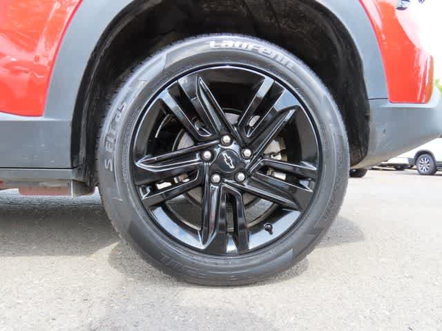 Used 2024 Chevrolet Trax ACTIV w/ Sunroof Package FWD image 9