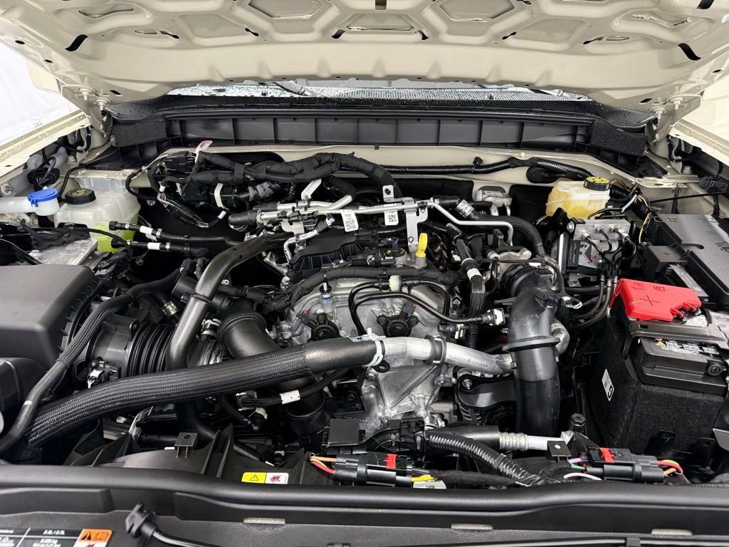 New 2025 Ford Bronco Outer Banks AWD/4WD image 10