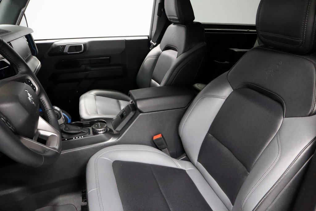 Used 2024 Ford Bronco Black Diamond image 22
