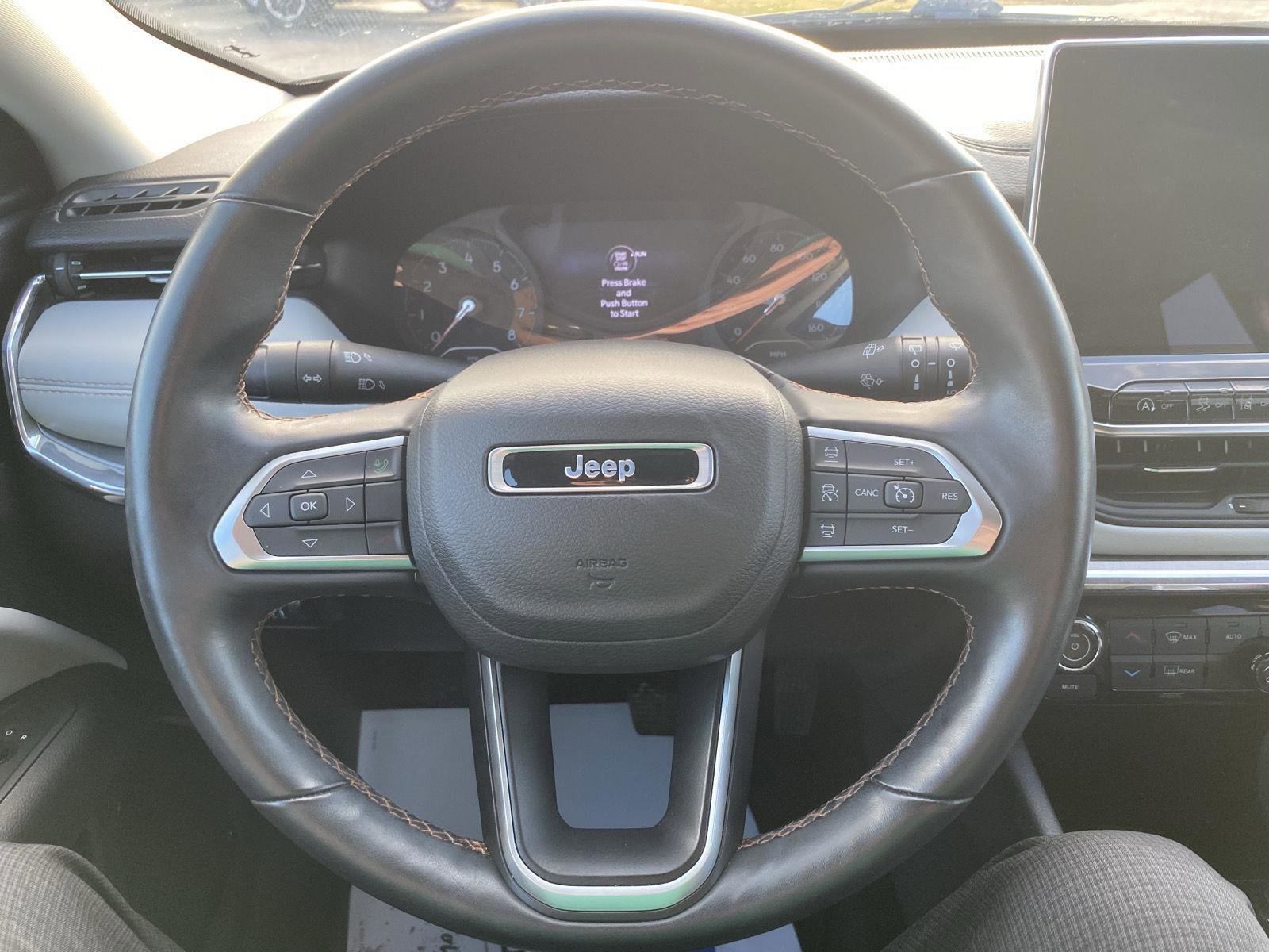 Used 2022 Jeep Compass Limited image 14