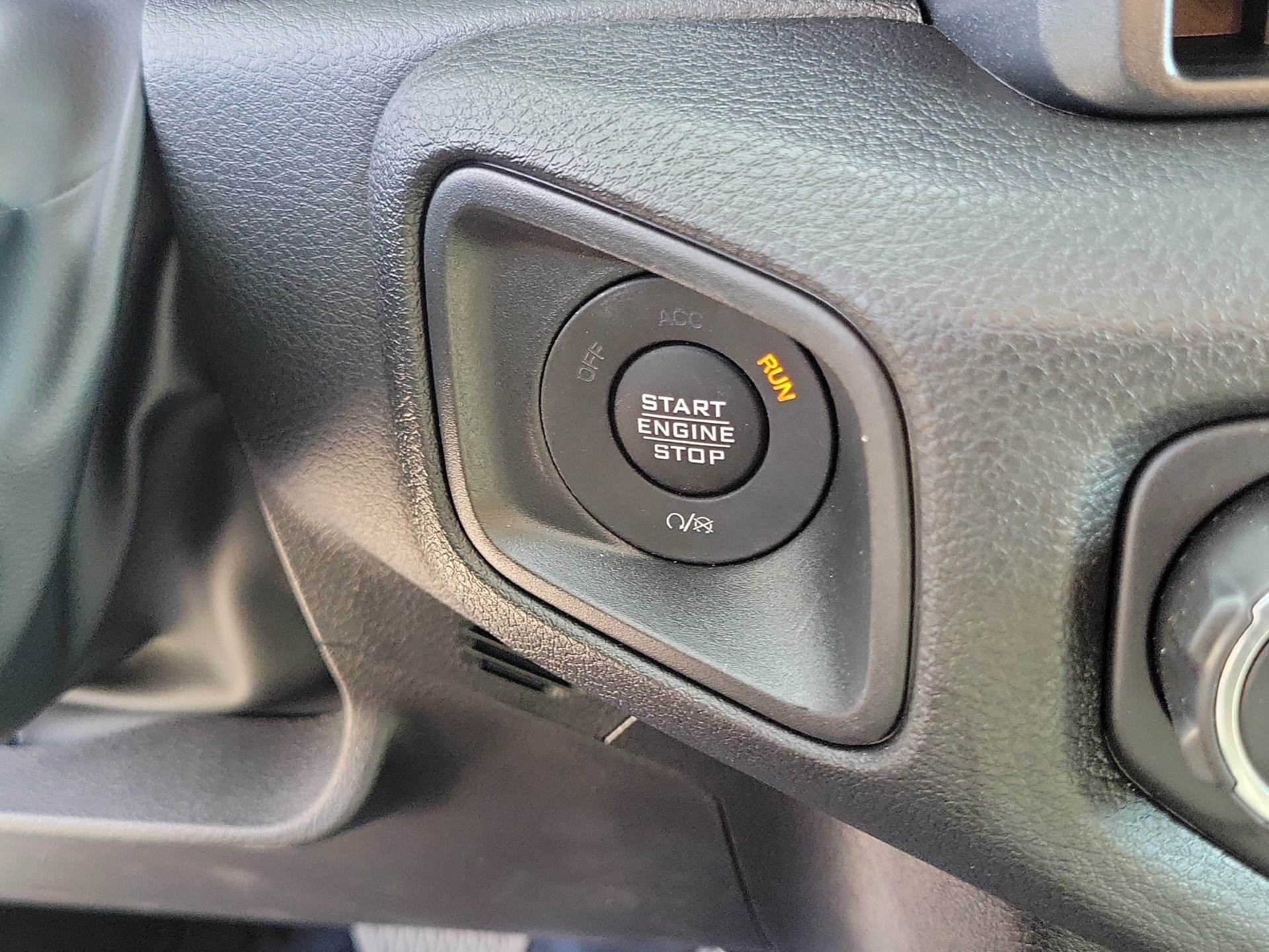 New 2026 Jeep Gladiator Sport AWD/4WD image 11