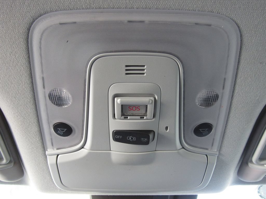 Used 2021 Toyota Prius Prime Limited FWD image 29