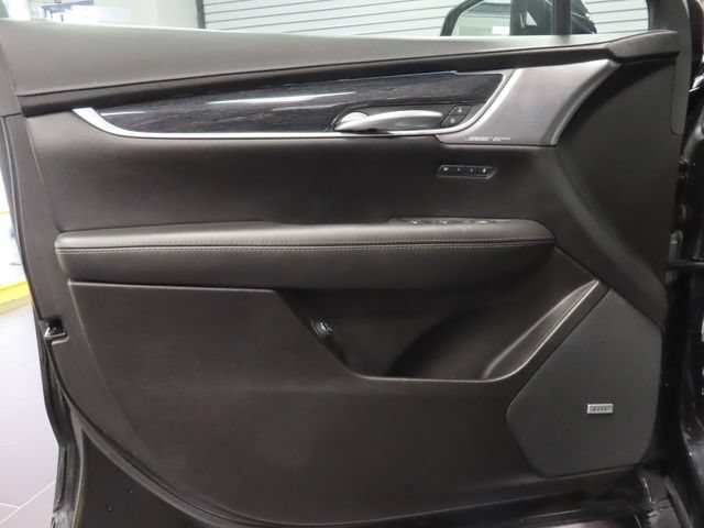 Certified 2023 Cadillac XT5 Premium Luxury AWD/4WD image 9