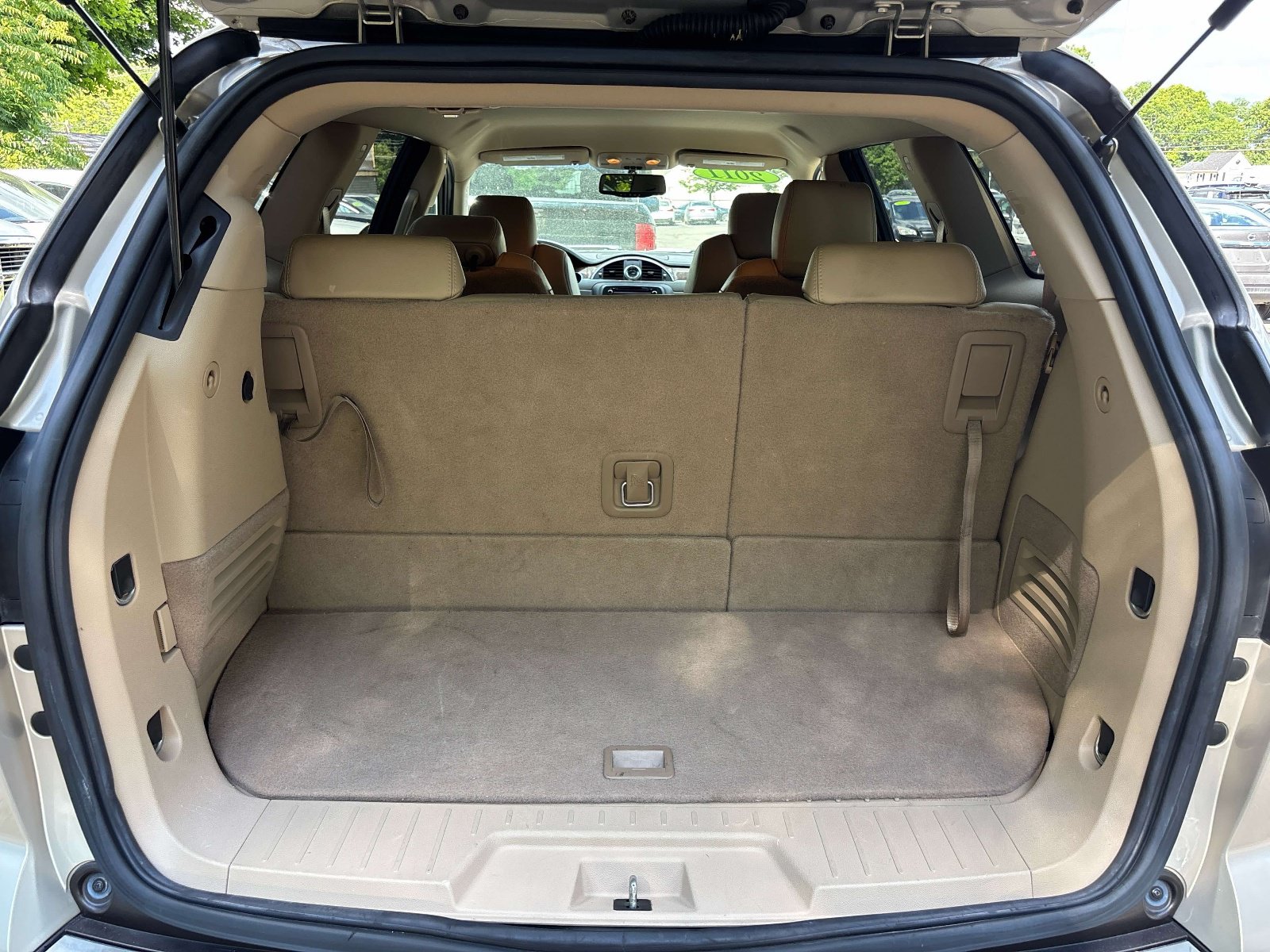 Used 2011 Buick Enclave CXL FWD image 13