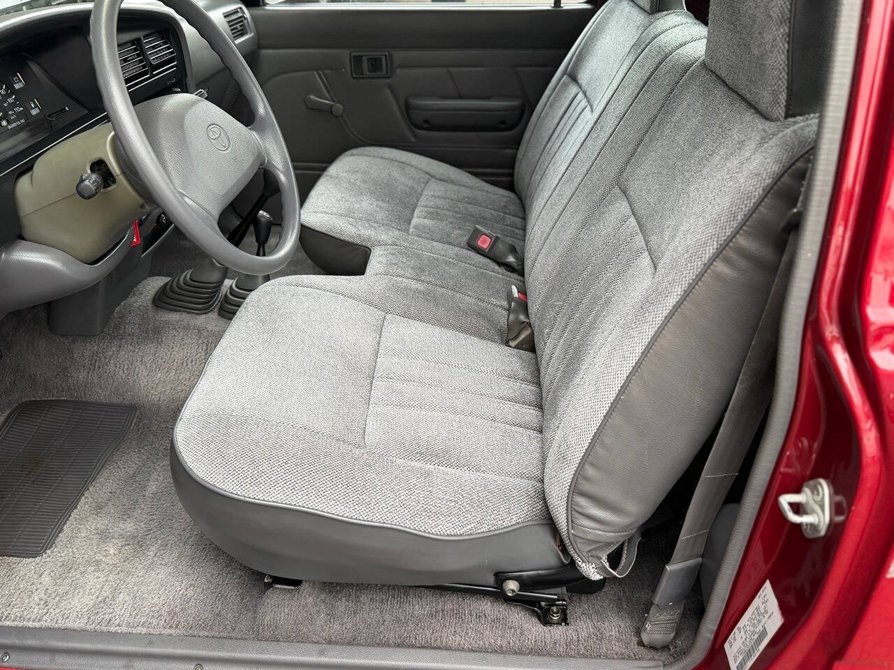 Used 1993 Toyota Pickup Deluxe AWD/4WD image 7