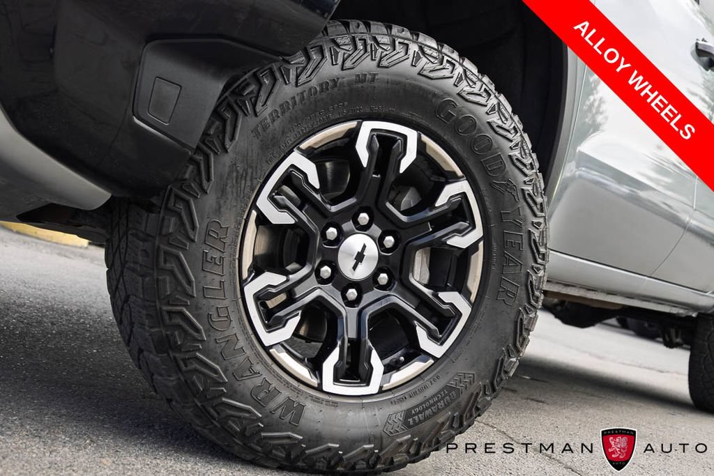 Used 2024 Chevrolet Silverado 1500 ZR2 w/ Technology Package AWD/4WD image 15