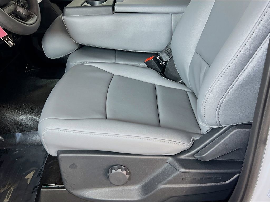 New 2026 Ford F350 XL image 19