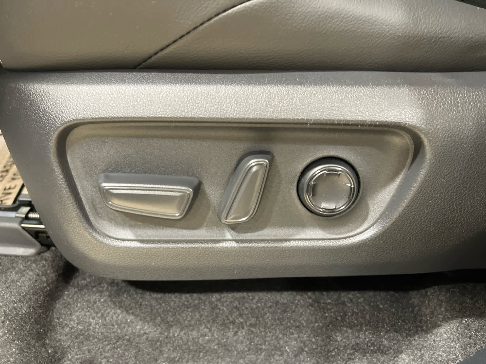 New 2026 Toyota 4Runner Limited AWD/4WD image 15