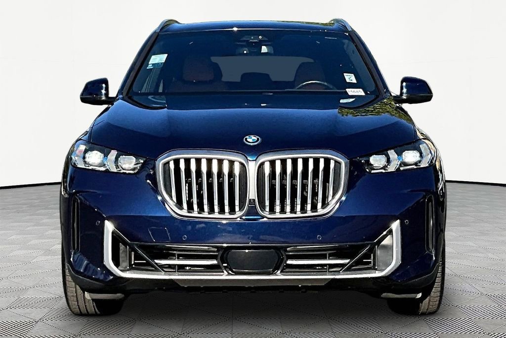 Used 2024 BMW X5 xDrive50e w/ Premium Package image 2