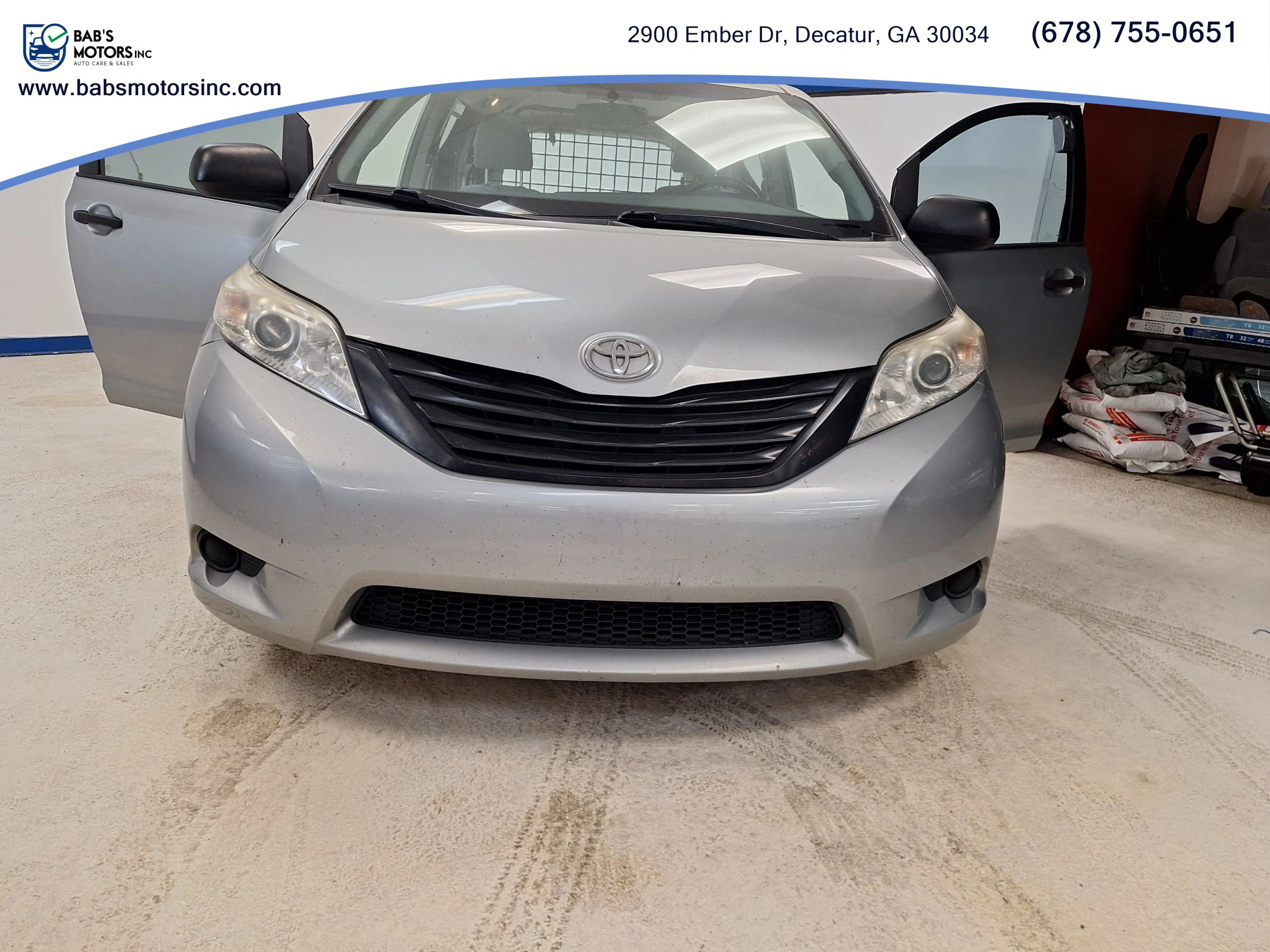 Used 2015 Toyota Sienna L FWD image 18