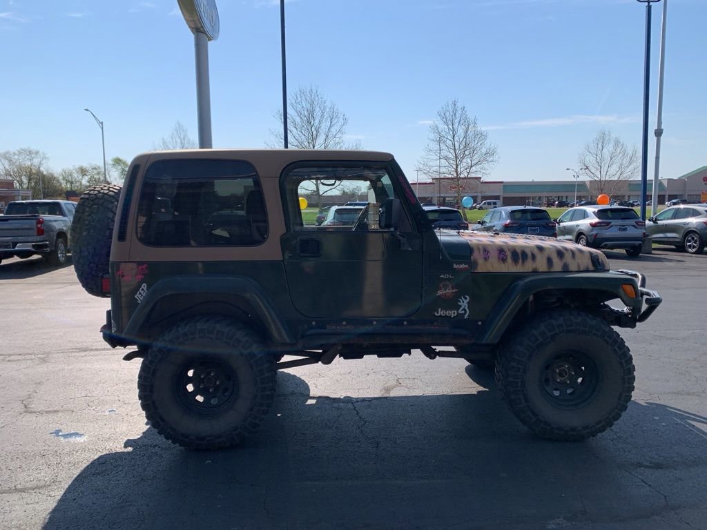 Used 1997 Jeep Wrangler Sahara AWD/4WD image 2