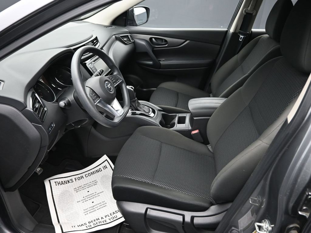 Used 2022 Nissan Rogue Sport S image 11