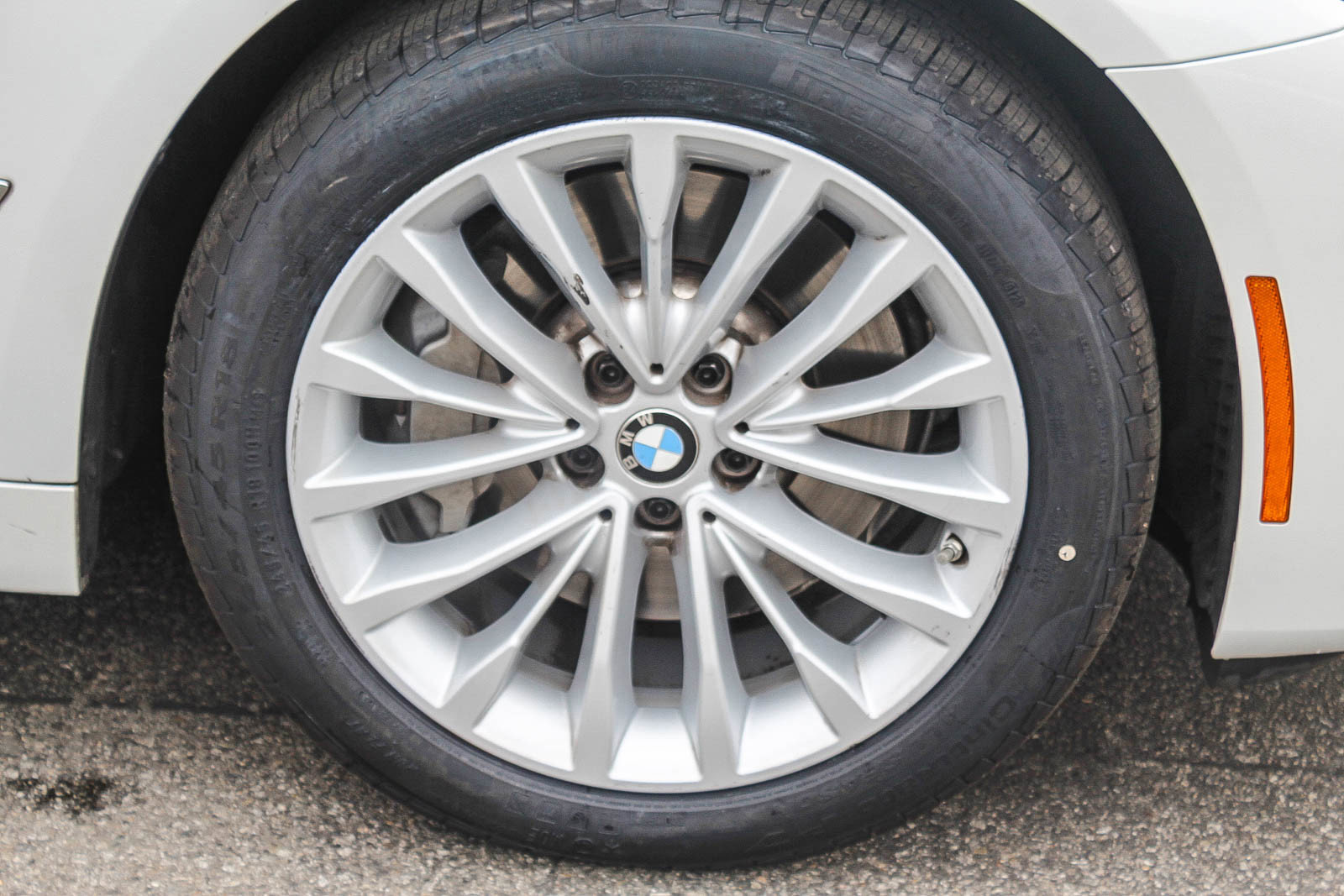 Certified 2023 BMW 530i w/ Premium Package image 10