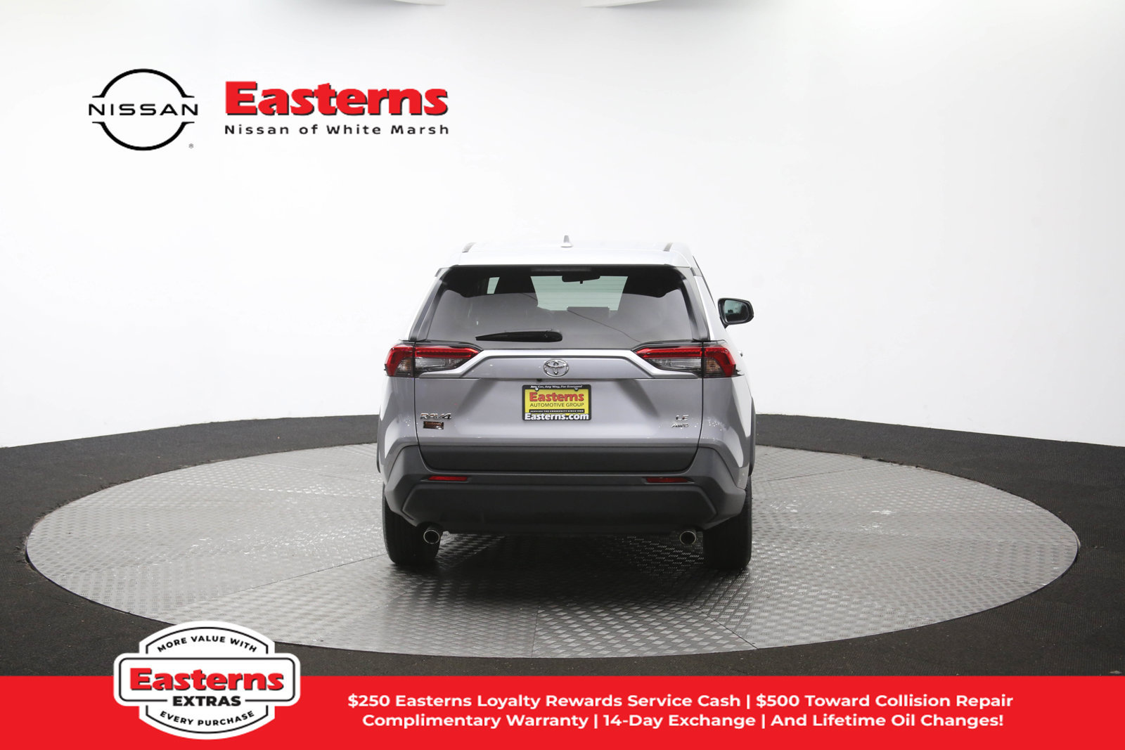 Used 2025 Toyota RAV4 LE AWD/4WD image 36
