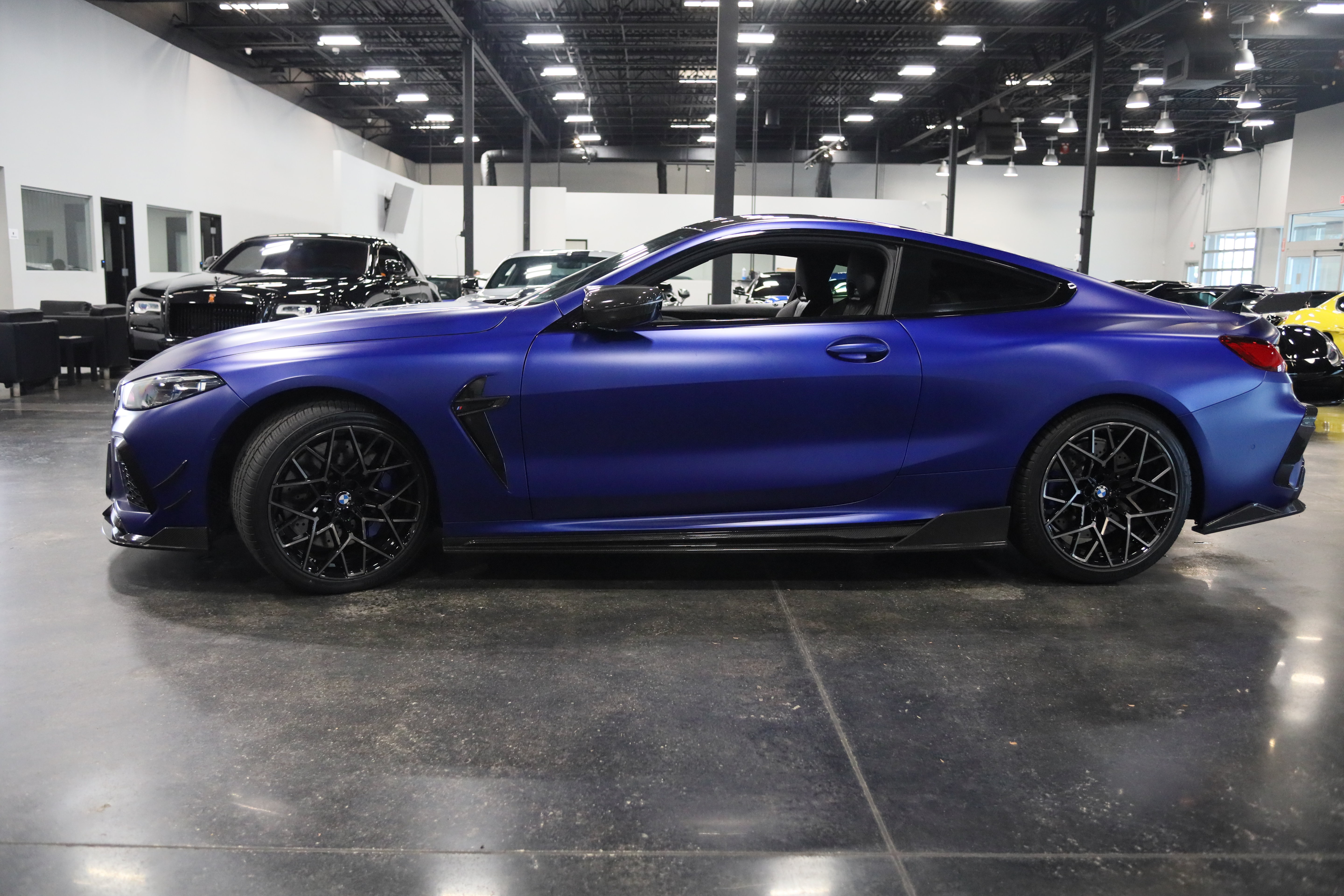 Used 2020 BMW M8 Competition AWD/4WD image 9