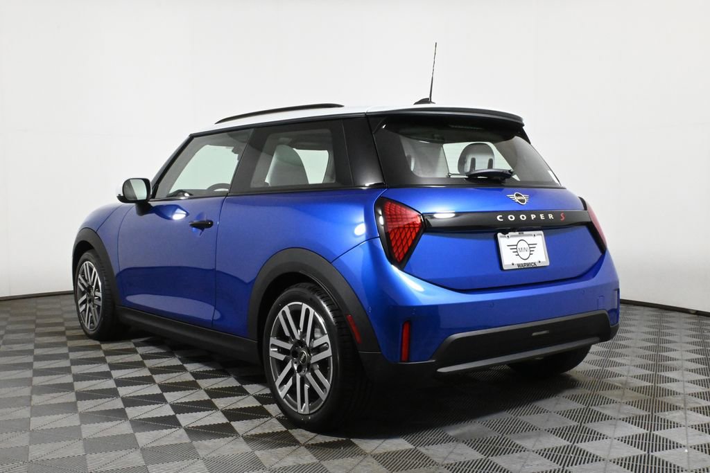 Used 2025 MINI Cooper S image 5
