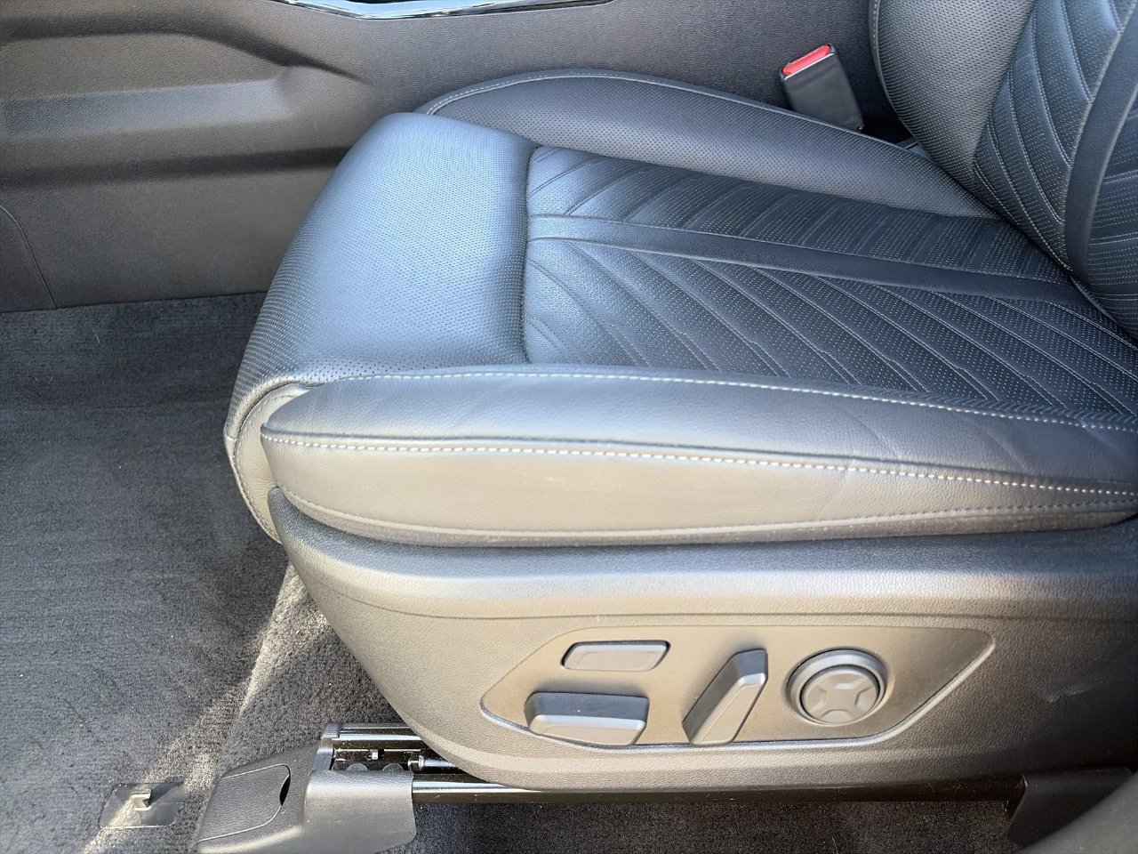 Certified 2026 Kia Sorento SX Prestige AWD/4WD image 19
