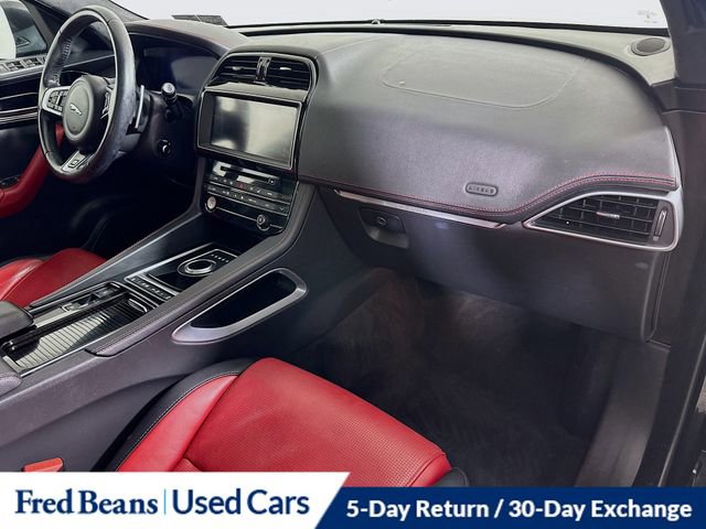 Used 2019 Jaguar F-PACE R-Sport AWD/4WD image 32