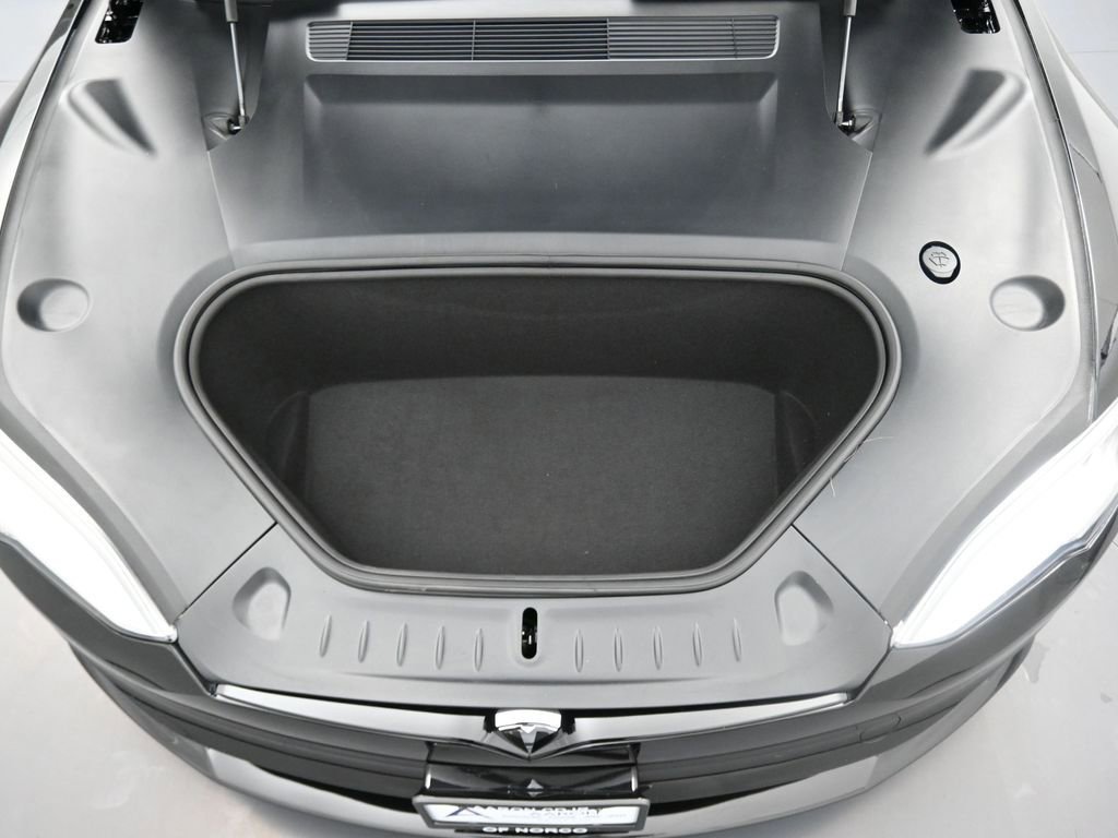 Used 2021 Tesla Model S Plaid image 13