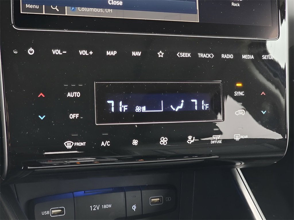 Used 2024 Hyundai Tucson Limited image 35