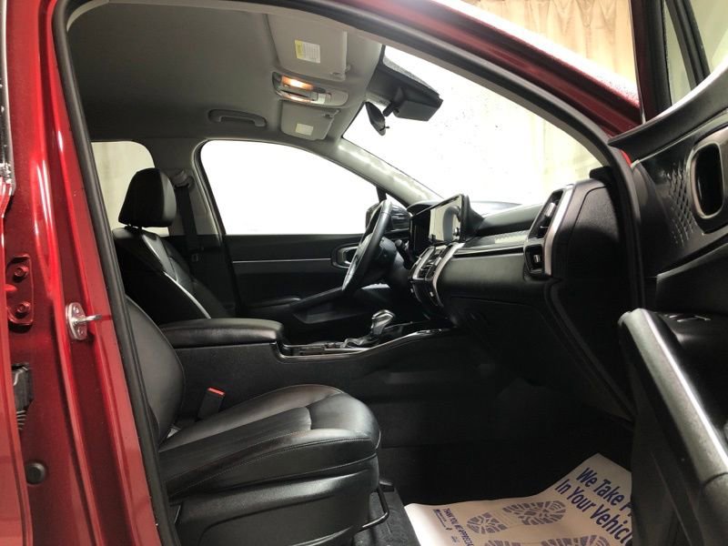 Certified 2023 Kia Sorento S image 12