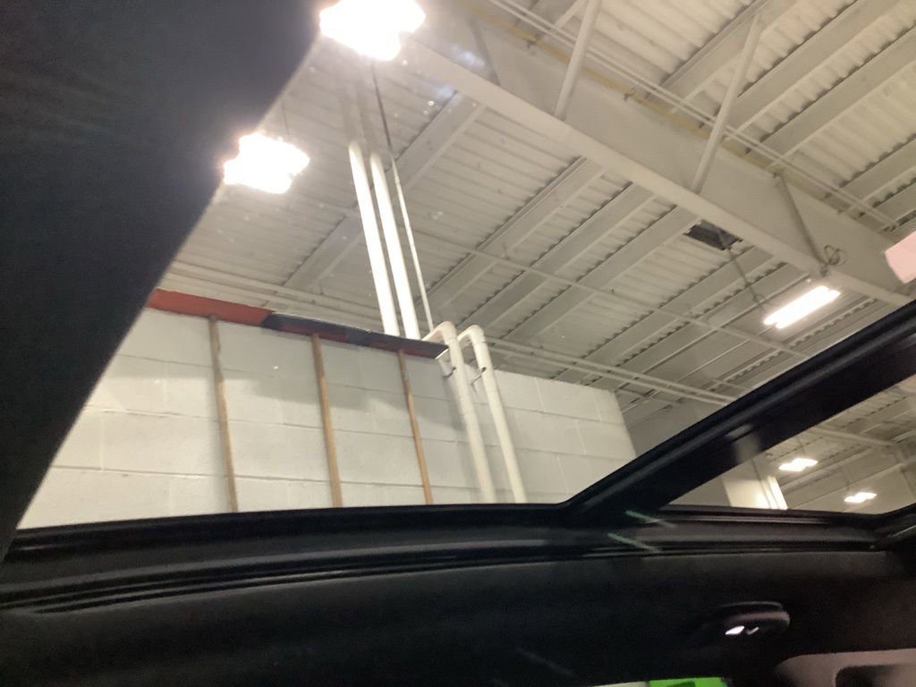 Used 2021 Cadillac XT5 Premium Luxury image 18