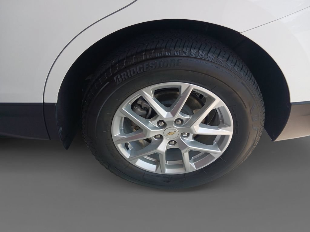 Used 2024 Chevrolet Equinox LT AWD/4WD image 4