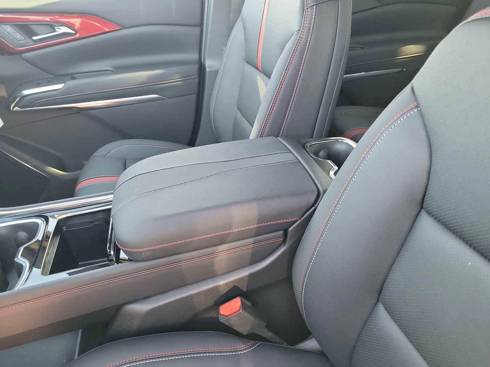 New 2026 Chevrolet Traverse RS w/ LPO, Floor Liner Package image 20
