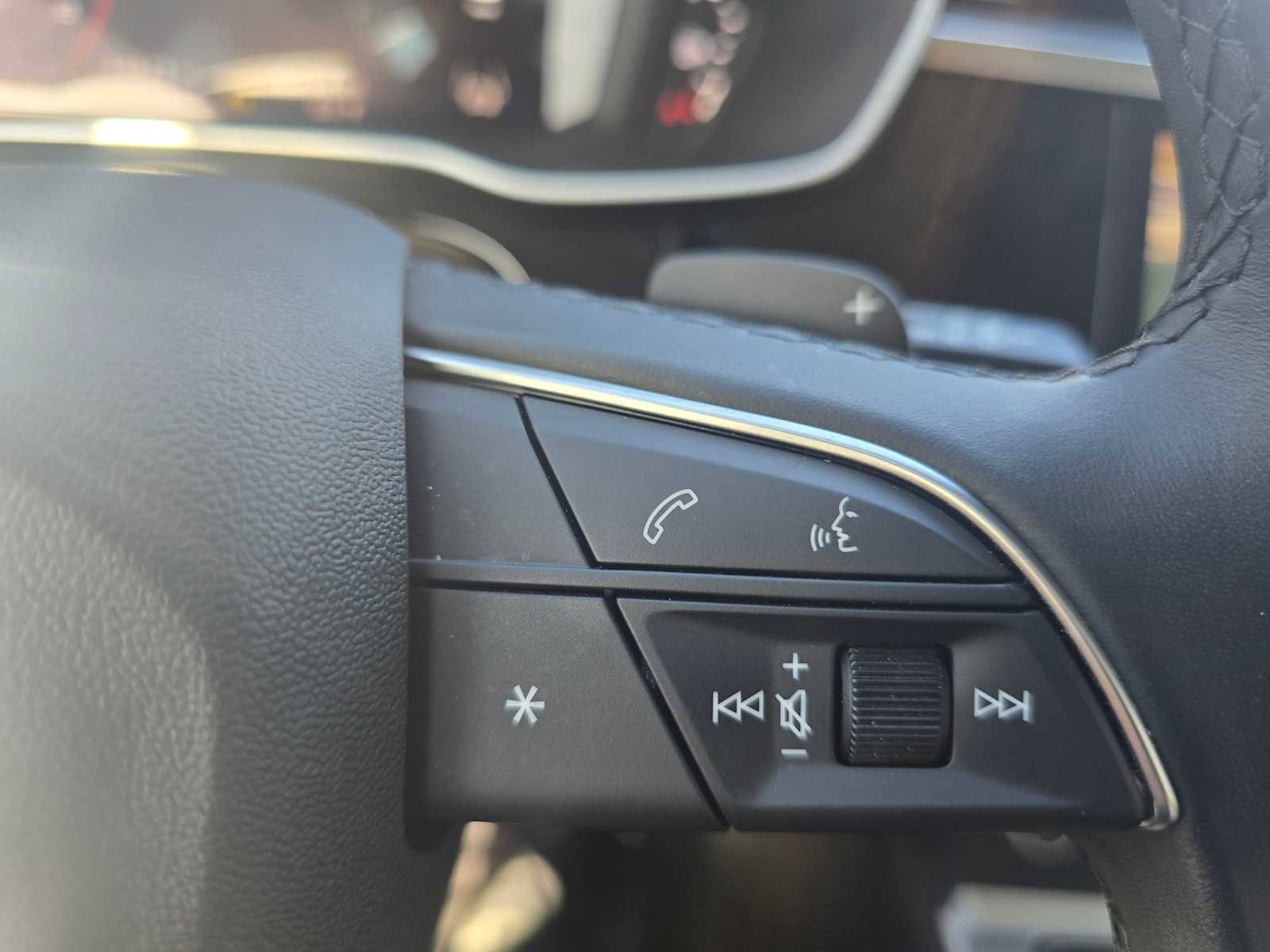 Used 2023 Audi Q3 2.0T Premium Plus w/ Premium Plus Package image 33