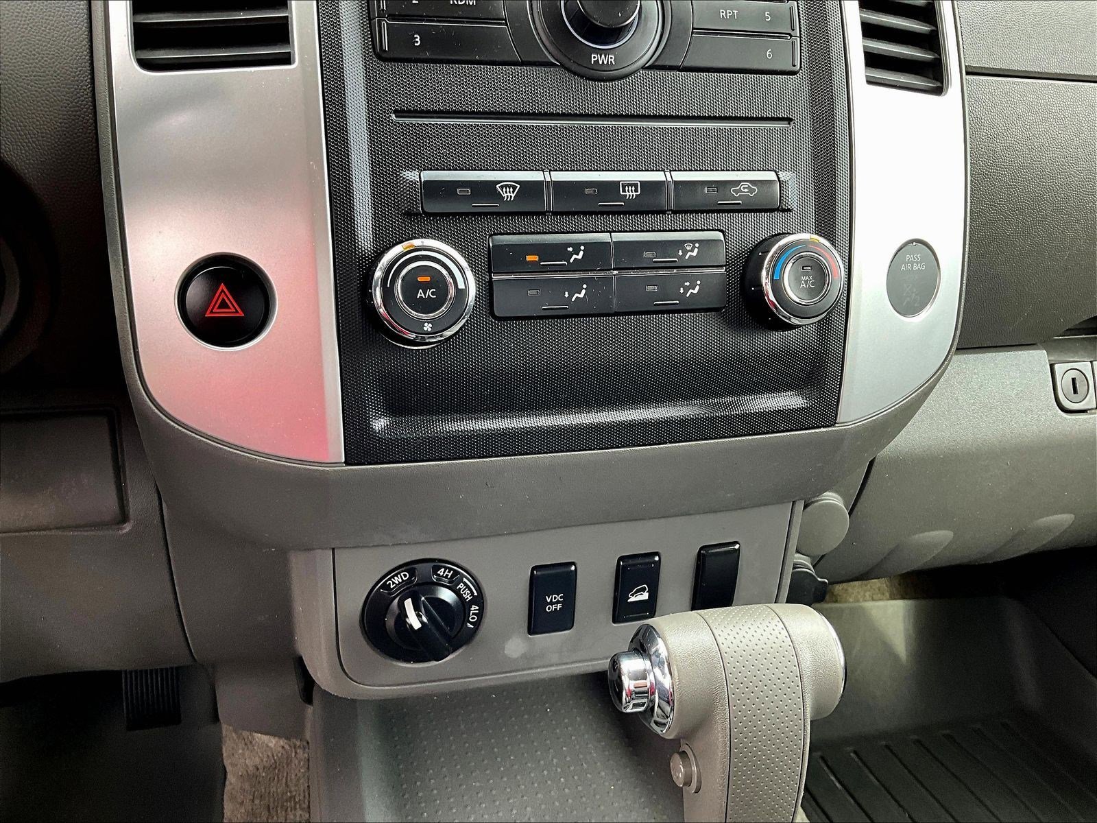 Used 2011 Nissan Frontier SV AWD/4WD image 15