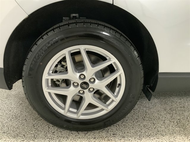 Used 2024 Ford Edge SEL image 12