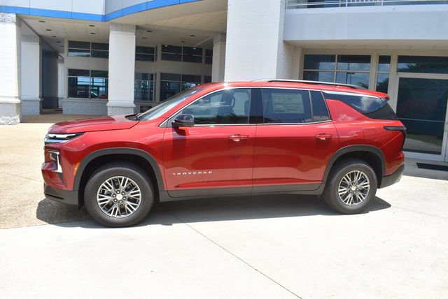New 2026 Chevrolet Traverse LT w/ LPO, Floor Liner Package FWD image 6